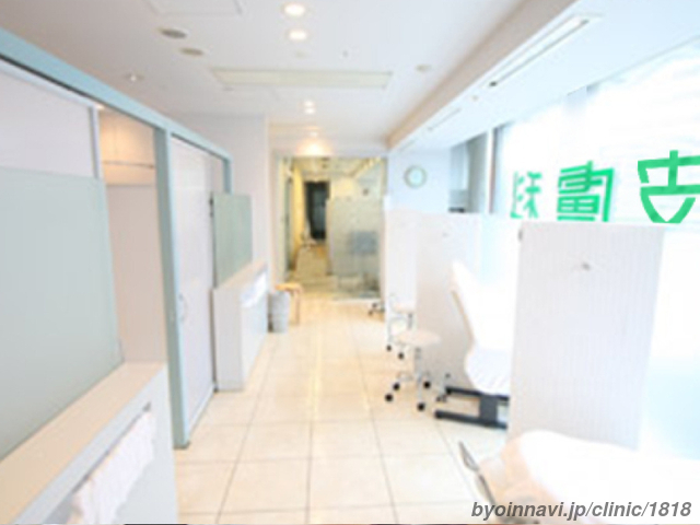 有楽町皮膚科の外観/院内の写真