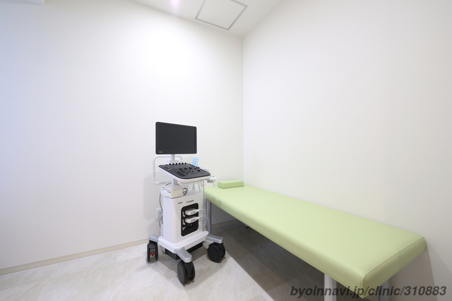 千歳烏山駅前内科・糖尿病クリニックの外観/院内の写真