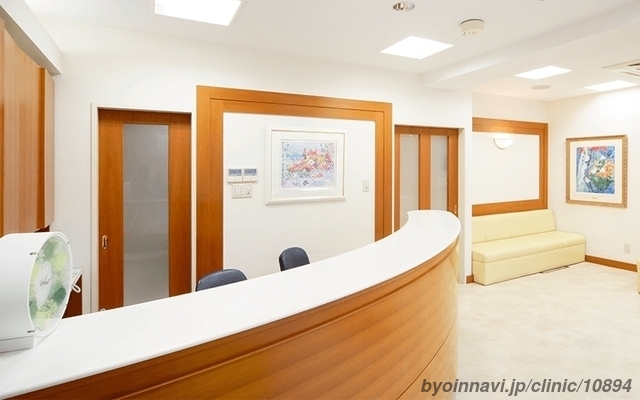 小竹眼科の外観/院内の写真