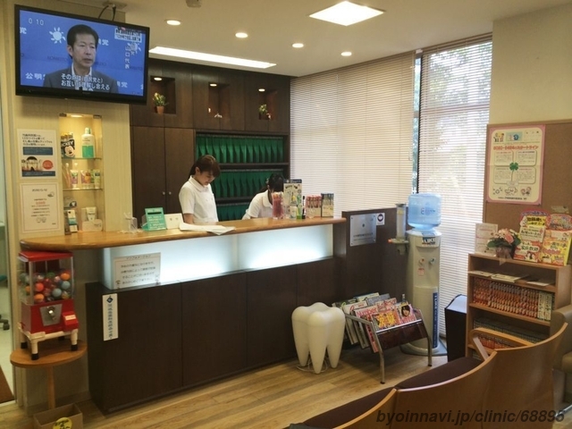 滝川歯科医院の外観/院内の写真